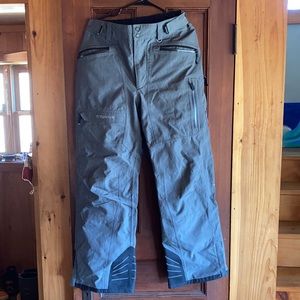 Columbia - men’s omnitech titanium ski pants sz. M